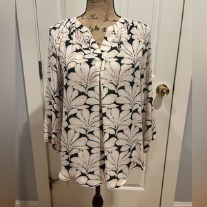 Floral ivanka trump blouse size small